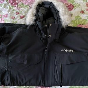 Columbia Titanium Omni heat Jacket Brand new size 4 big